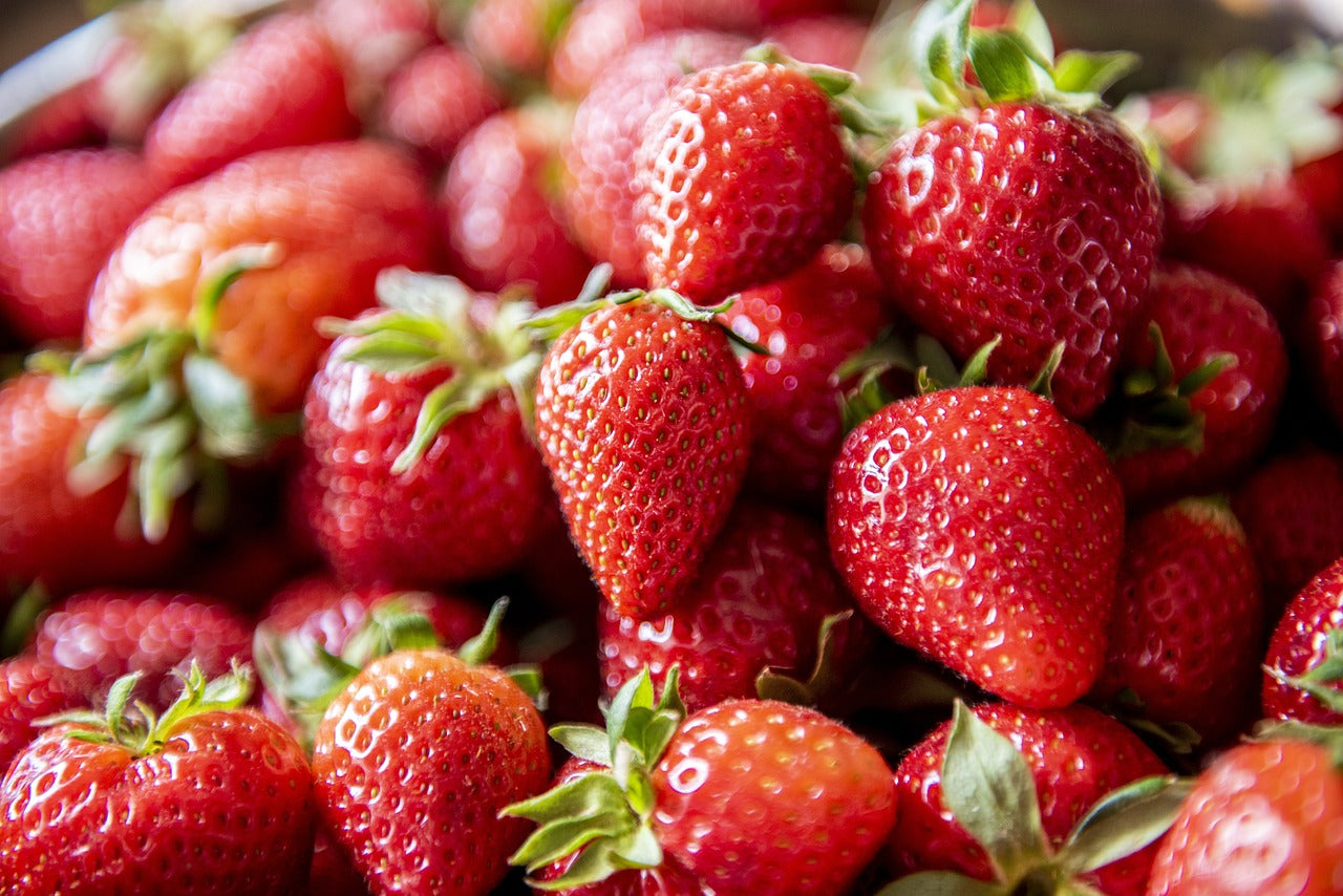 Strawberries (Non Organic)